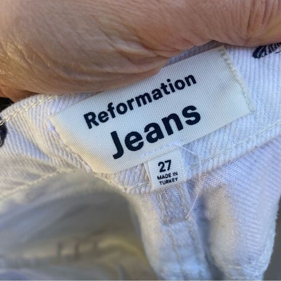 Reformation Joyride High Rise Straight
Jeans size 27 - Picture 4 of 12